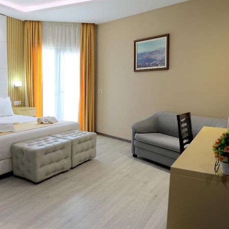 Hotel Strora Sarandë Exteriör bild