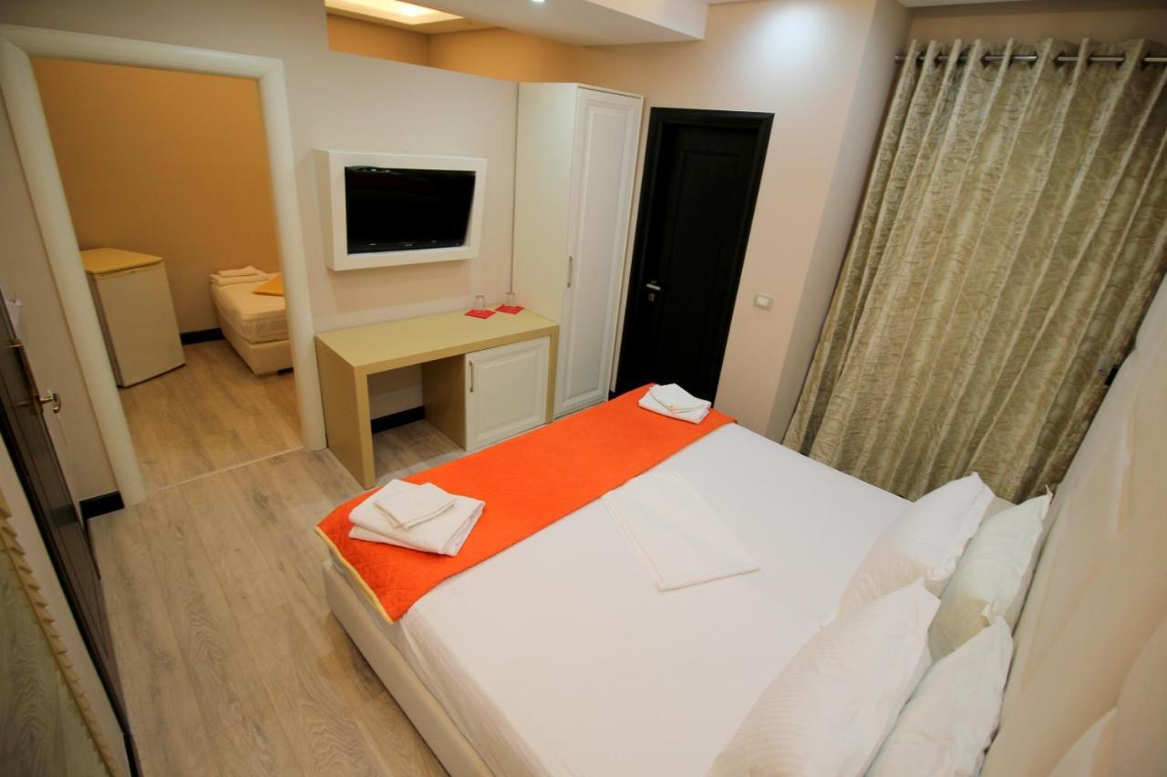 Hotel Strora Sarandë Exteriör bild