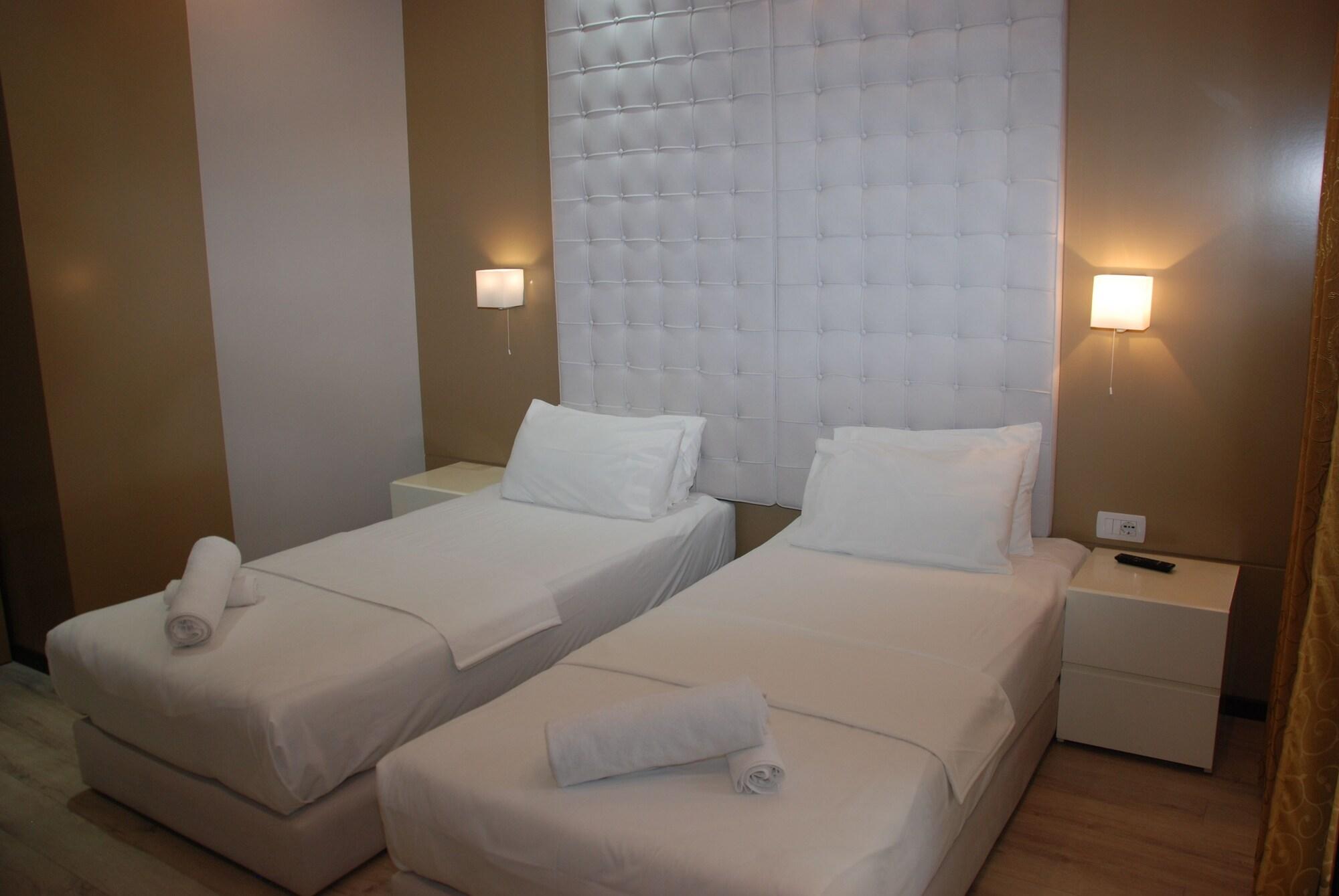 Hotel Strora Sarandë Exteriör bild