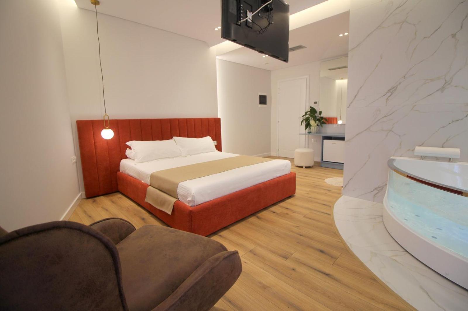 Hotel Strora Sarandë Exteriör bild