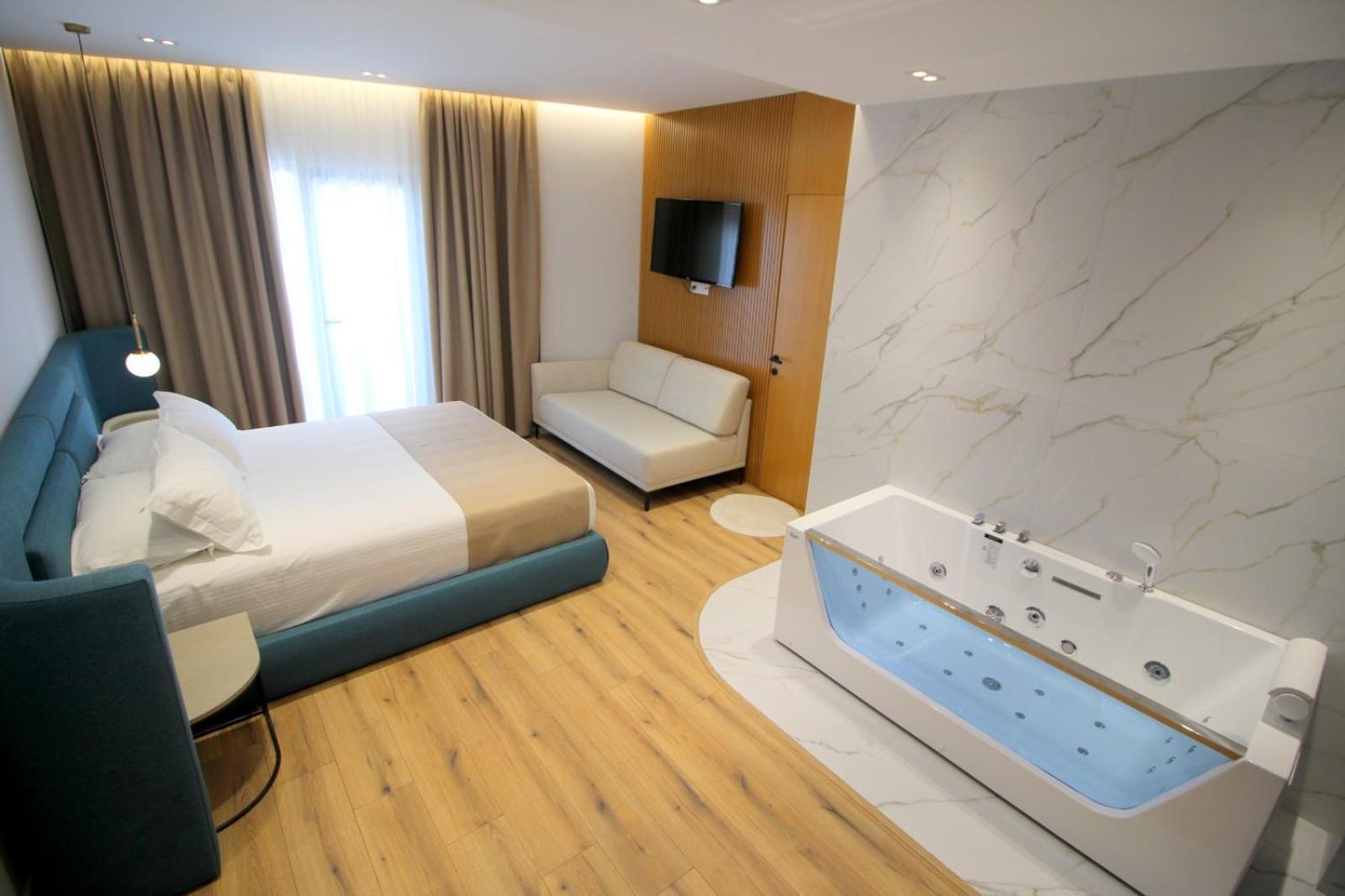 Hotel Strora Sarandë Exteriör bild