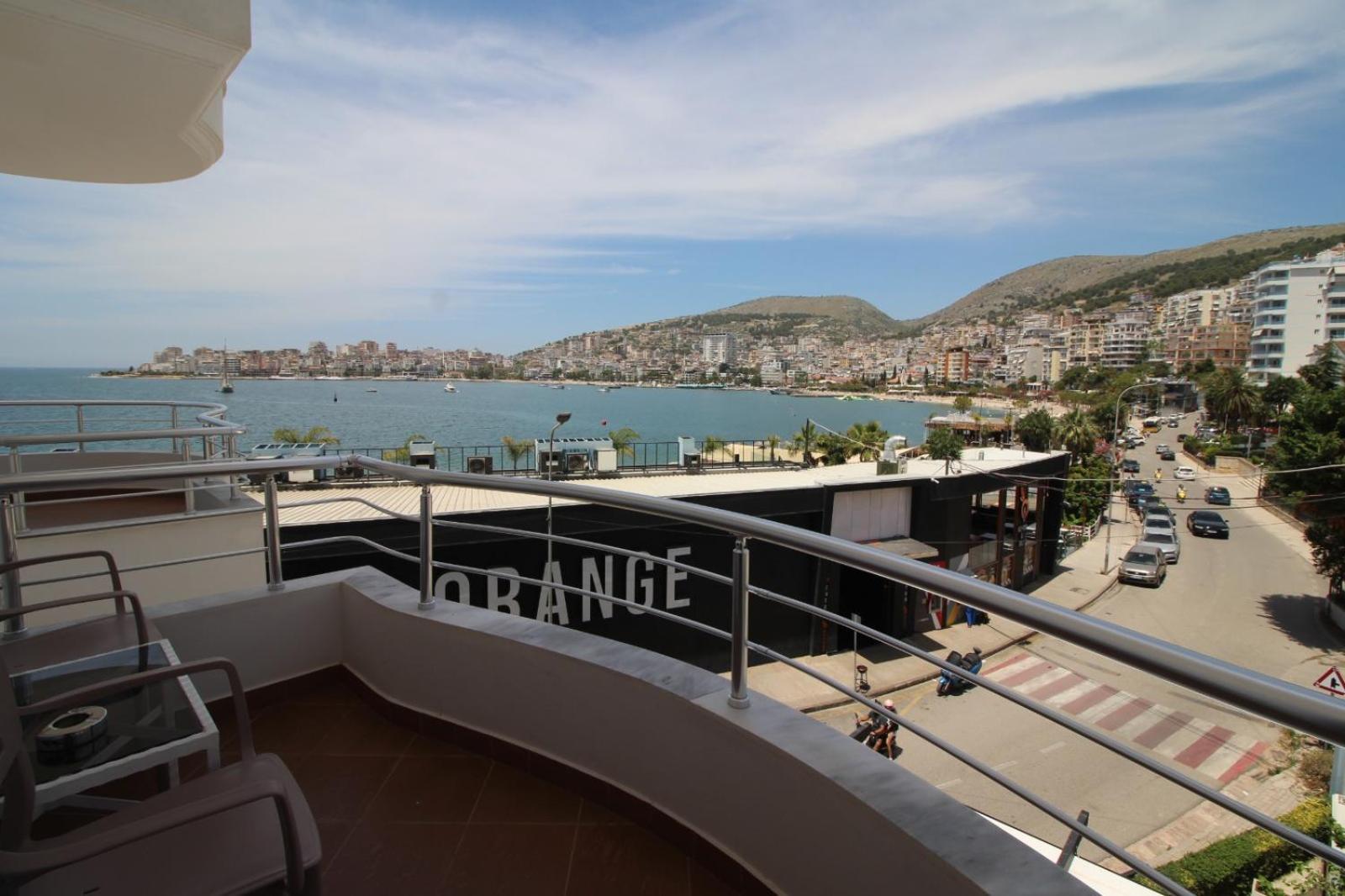 Hotel Strora Sarandë Exteriör bild